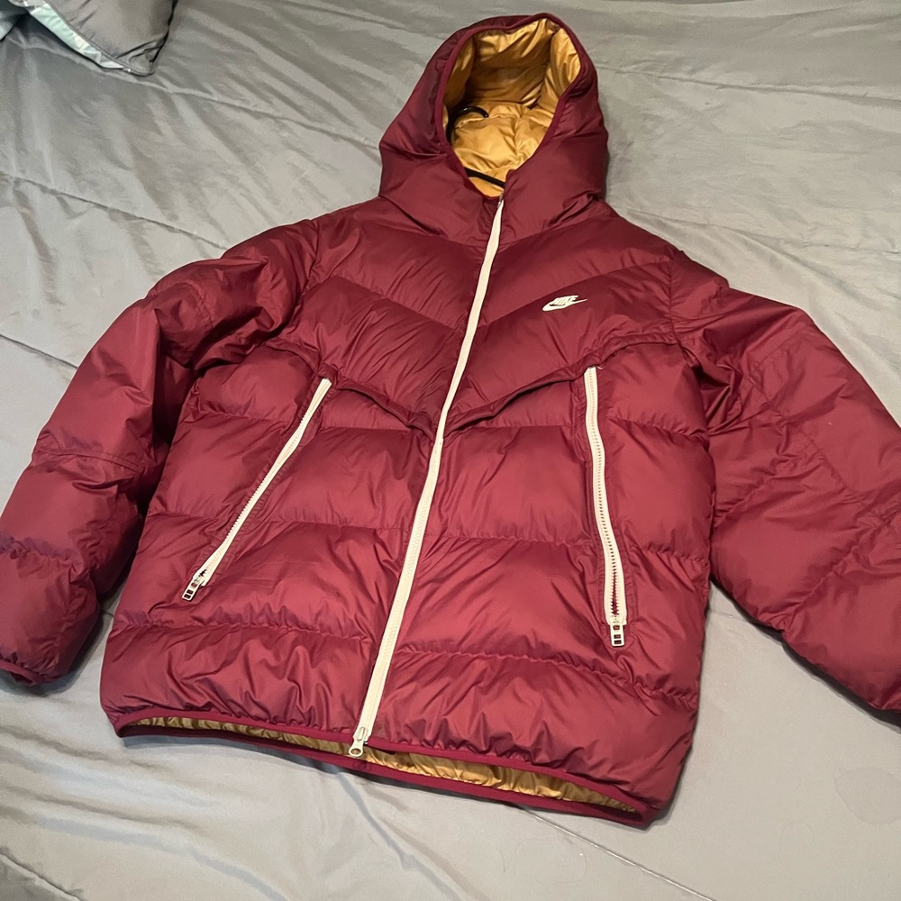 Nike Windrunner storm fit L